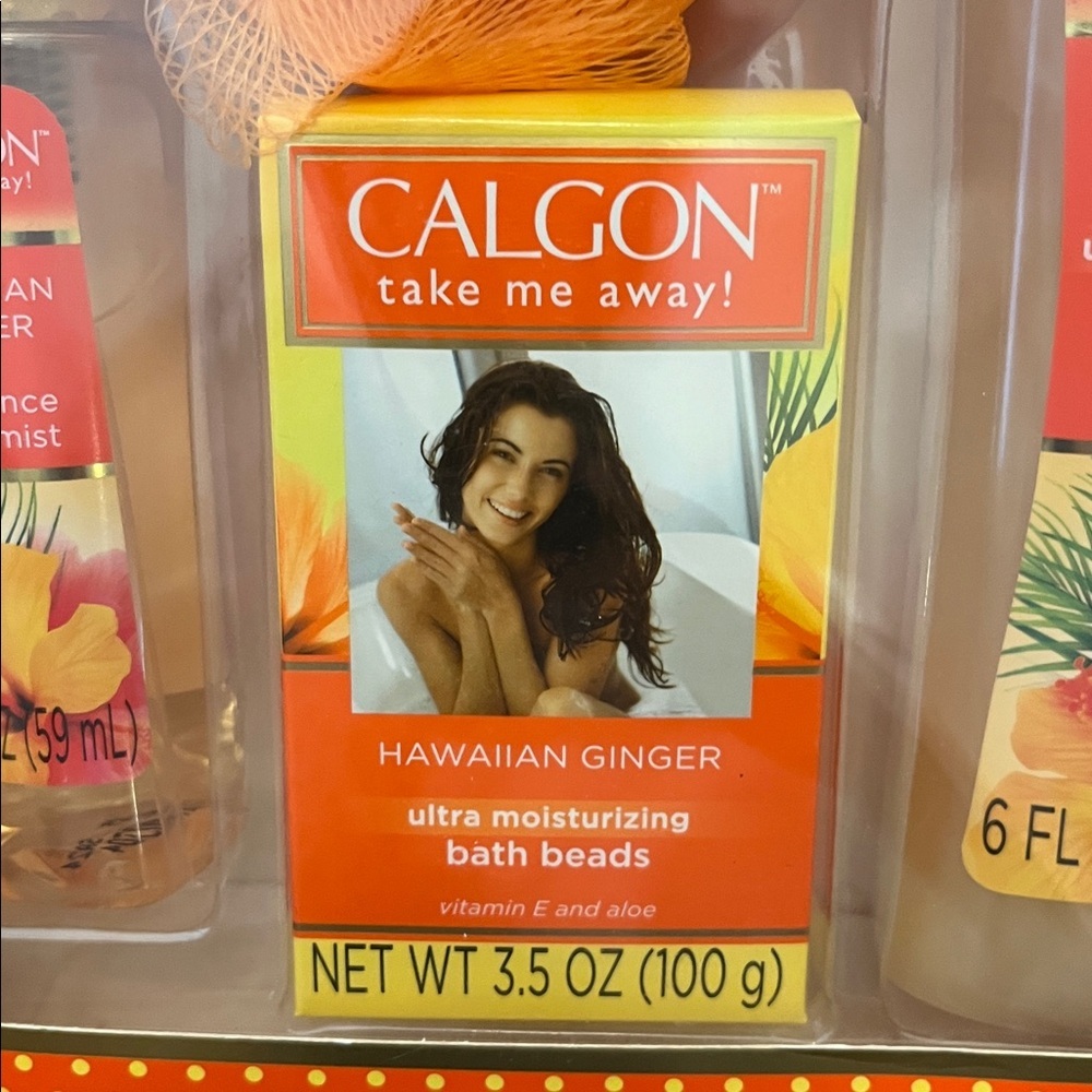 Calgon Take Me Away Gift Set Hawaiian Ginger Body Mist Bath Beads Body Wash Pouf - Picture 2 of 6